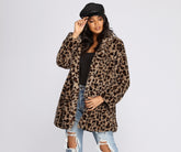 Veste en fausse fourrure à motif léopard féroce